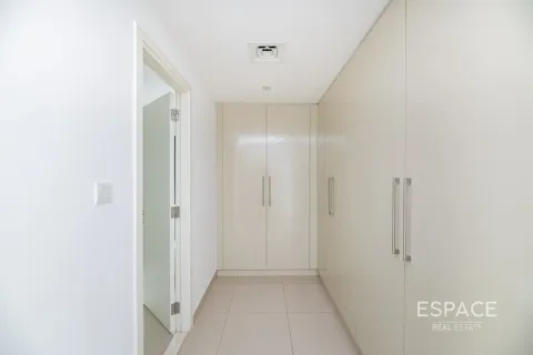 Зняти в оренду віллу в Дубай Хилс Эстейт, ОАЕ 4 спальні, 229м2, № 661251 - фото 13