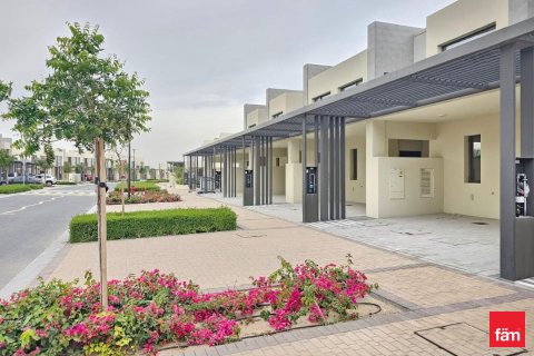 Villa in Dubai, UAE 3 bedrooms, 141 sq.m. № 629220 - photo 15