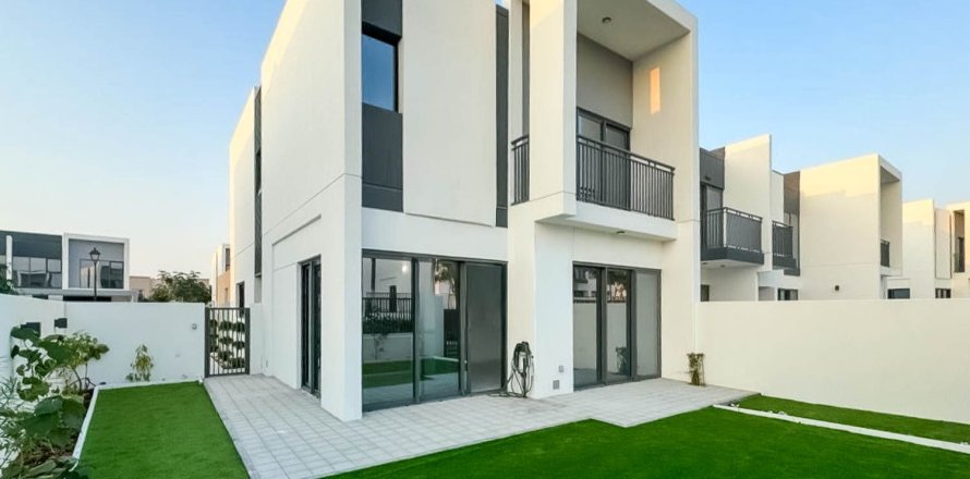Villa i Dubai Land, Dubai, UAE 4 sovrum, 215.91 kvm Nr. 751067