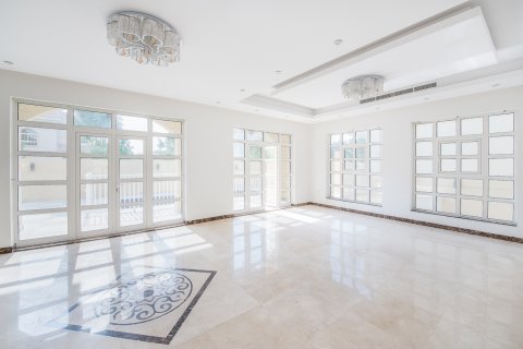 Villa te huur in The Villa, Dubai, VAE 5 slaapkamers, 445.93 vr.m., nr 751063 - foto 10