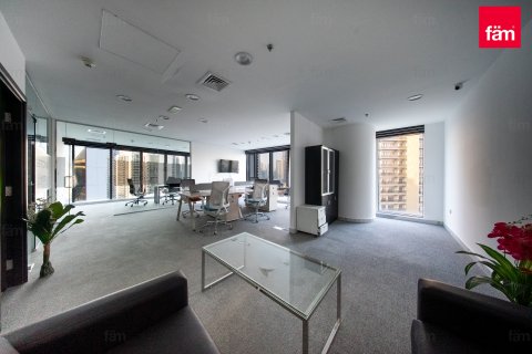 Üürile anda kontor asukohaga Business Bay, Dubai, AÜE: 107.6 m² Nr 645050 - pilt 5