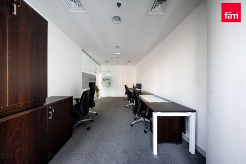 Üürile anda kontor asukohaga Business Bay, Dubai, AÜE: 107.6 m² Nr 645050 - pilt 9