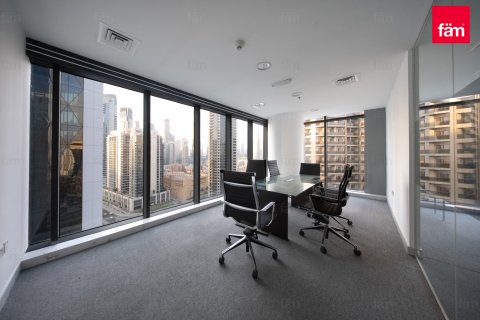 Üürile anda kontor asukohaga Business Bay, Dubai, AÜE: 107.6 m² Nr 645050 - pilt 7