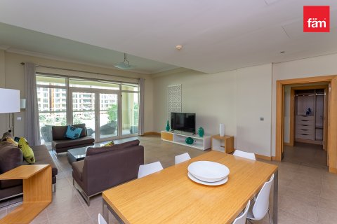 Apartament de închiriat în Palm Jumeirah, Dubai, EAU 3 dormitoare, 206.1 mp.  №645054 - poză 4