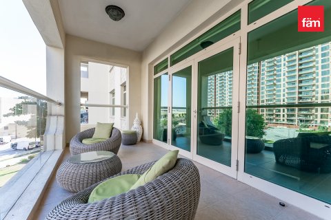 Apartament de închiriat în Palm Jumeirah, Dubai, EAU 3 dormitoare, 206.1 mp.  №645054 - poză 1