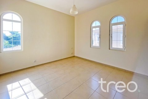 Villa till försäljning i Arabian Ranches, Dubai, UAE 3 sovrum, 331.29 kvm Nr. 733921 - fotografi 10