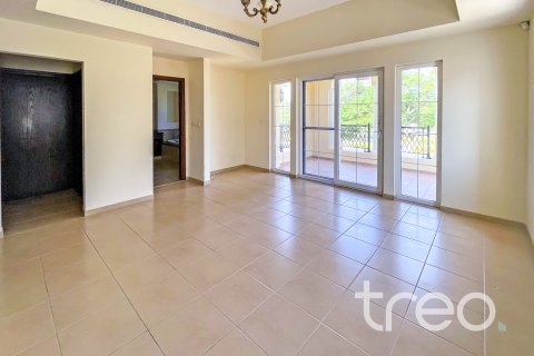 Villa till försäljning i Arabian Ranches, Dubai, UAE 3 sovrum, 331.29 kvm Nr. 733921 - fotografi 5