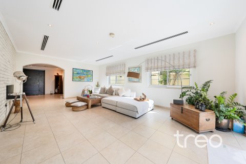 Villa itt: Jumeirah Park, Dubai, EAE, 3 hálószoba, 327.67 m², azonosító: 733924 - fénykép 2