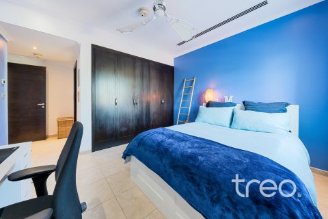 Villa itt: Jumeirah Park, Dubai, EAE, 3 hálószoba, 327.67 m², azonosító: 733924 - fénykép 7