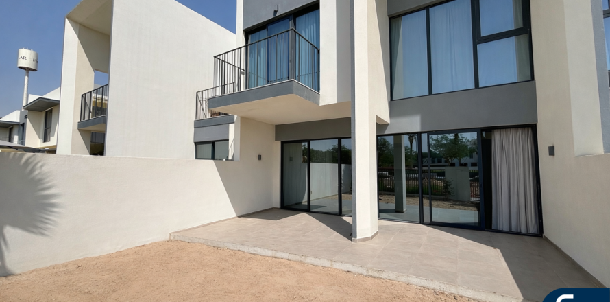 خانه شهری در The Valley، Dubai ، امارات متحده عربی 3 خوابه ، 192 متر مربع.  شماره 697745