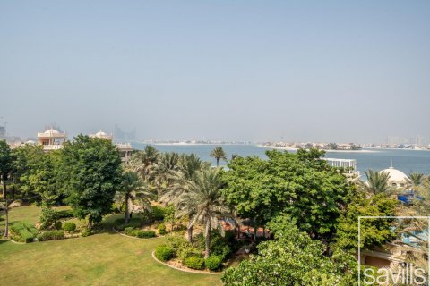 Apartment in Palm Jumeirah, Dubai, UAE 3 bedrooms, 544 sq.m. № 635356 - photo 4
