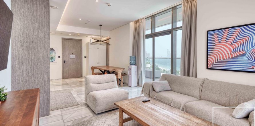 Apartment in Palm Jumeirah, Dubai, UAE 3 bedrooms, 185 sq.m. № 635354