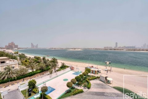 Apartment in Palm Jumeirah, Dubai, UAE 3 bedrooms, 185 sq.m. № 635354 - photo 4