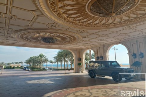 Apartment in Palm Jumeirah, Dubai, UAE 1 room, 72 sq.m. № 635352 - photo 30