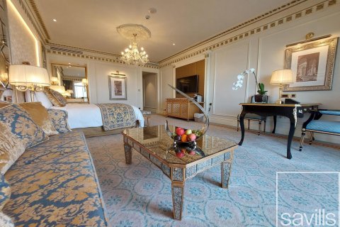 Apartment in Palm Jumeirah, Dubai, UAE 1 room, 72 sq.m. № 635352 - photo 5