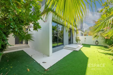Villa en alquiler en Dubai Hills Estate, Dubai, EAU 4 dormitorios, 229 m2 № 738268 - foto 18