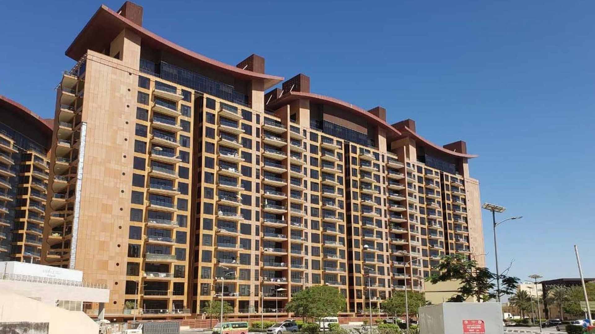 AMBER TIARA RESIDENCE