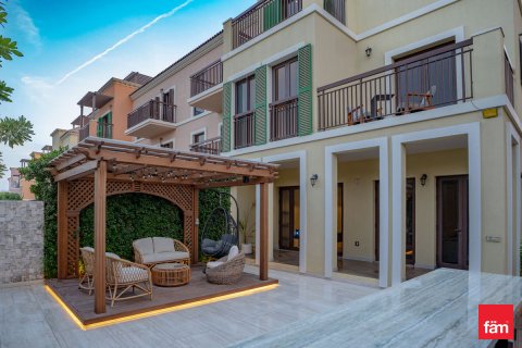 Stadthaus zum Verkauf in Dubai, VAE 4 Schlafzimmer, 397.9 m2 Nr. 660420 - Foto 8