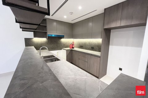 Townhouse til leje i Tilal Al Ghaf, Dubai, UAE 3 soveværelser, 147.6 kvm № 660416 - foto 4