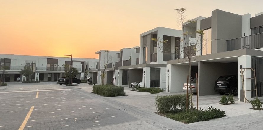 Townhouse i Tilal Al Ghaf, Dubai, UAE 3 soveværelser, 147.6 kvm № 660416