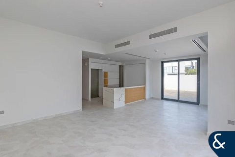 Таунхаус Dubai Land, Дубай, БАӘ-да 4 жатын бөлмелер, 218 м² № 697974 - фото 1