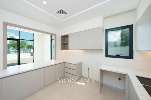 Řadový dům v Al Furjan, Dubai, SAE 4 ložnice, 335.9 m² Č.: 517502 - fotografie 26
