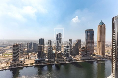 Apartament de vânzare în Business Bay, Dubai, EAU 3 dormitoare, 164 mp.  №683269 - poză 1