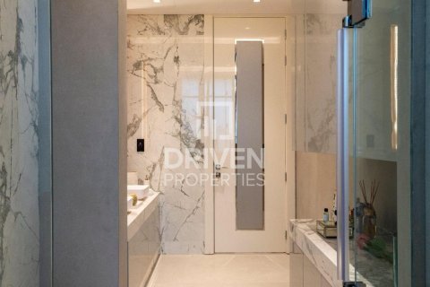 Villa til salg i Jumeirah, Dubai, UAE 5 soveværelser, 695 kvm № 683009 - foto 17