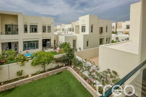Villa sa Reem, Dubai, UAE 3 silid-tulugan, 213.21 sq.m. № 733728 - larawan 18