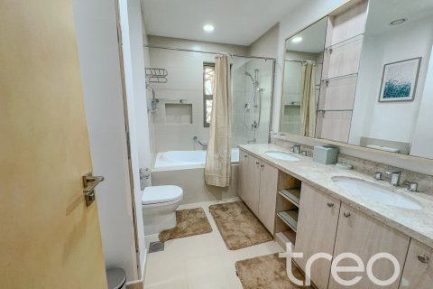 Villa sa Reem, Dubai, UAE 3 silid-tulugan, 213.21 sq.m. № 733728 - larawan 7