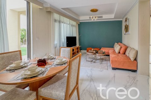 Villa sa Reem, Dubai, UAE 3 silid-tulugan, 213.21 sq.m. № 733728 - larawan 3