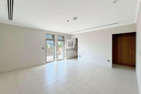 Вилла Jumeirah Park, Дубай, БАӘ-да 5 жатын бөлмелер, 740 м² № 663825 - фото 6