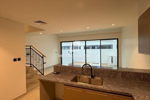 Řadový dům v Damac Lagoons, Dubai, SAE 4 ložnice, 144 m² Č.: 663826 - fotografie 12