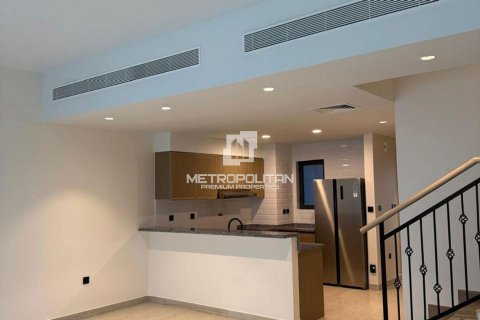 Řadový dům v Damac Lagoons, Dubai, SAE 4 ložnice, 144 m² Č.: 663826 - fotografie 2