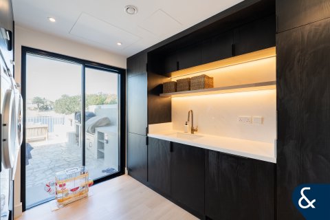 The Lakes, Dubai, संयुक्त अरब अमीरात में विला, 4 बेडरूम, 335 वर्ग मीटर, संख्या 698024 - फ़ोटो 10