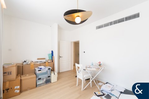 The Lakes, Dubai, संयुक्त अरब अमीरात में विला, 4 बेडरूम, 335 वर्ग मीटर, संख्या 698024 - फ़ोटो 13