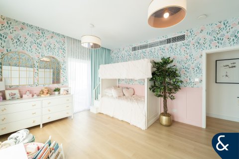 The Lakes, Dubai, संयुक्त अरब अमीरात में विला, 4 बेडरूम, 335 वर्ग मीटर, संख्या 698024 - फ़ोटो 17