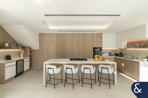 Arabian Ranches, Dubai, संयुक्त अरब अमीरात में विला, 5 बेडरूम, 511 वर्ग मीटर, संख्या 698028 - फ़ोटो 13