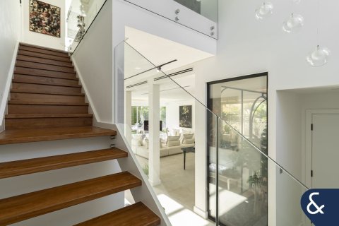 Arabian Ranches, Dubai, संयुक्त अरब अमीरात में विला, 5 बेडरूम, 511 वर्ग मीटर, संख्या 698028 - फ़ोटो 14