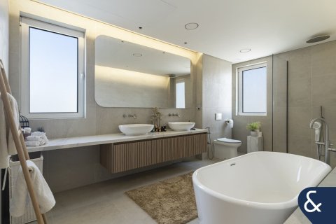 Arabian Ranches, Dubai, संयुक्त अरब अमीरात में विला, 5 बेडरूम, 511 वर्ग मीटर, संख्या 698028 - फ़ोटो 24