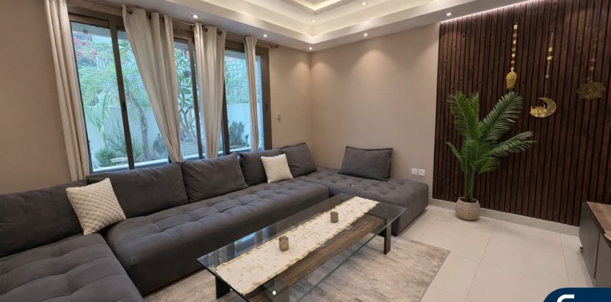 Řadový dům v Town Square, Dubai, SAE 3 ložnice, 185 m² Č.: 698025