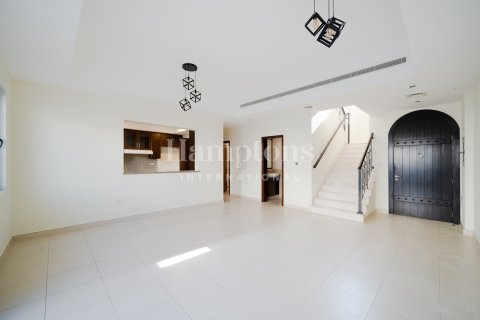 Városi lakóépület itt: Arabian Ranches, Dubai, EAE, 3 hálószoba, 200.29886800 m², azonosító: 720401 - fénykép 14