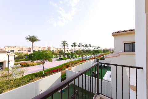 Üürile anda ridamaja asukohaga Arabian Ranches, Dubai, AÜE: 3 magamistoaga, 204.10789100 m² Nr 720399 - pilt 4