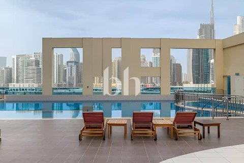 Apartmen di Business Bay, Dubai, UAE 2 bilik tidur, 136 meter persegi № 642601 - foto 18