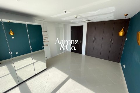 Appartement à louer à Jumeirah Lake Towers, Dubai, EAU 1 chambre, 112 m2 № 752158 - photo 5