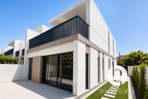 Villa in Tilal Al Ghaf, Dubai, UAE 4 bedrooms, 221 sq.m. № 752160