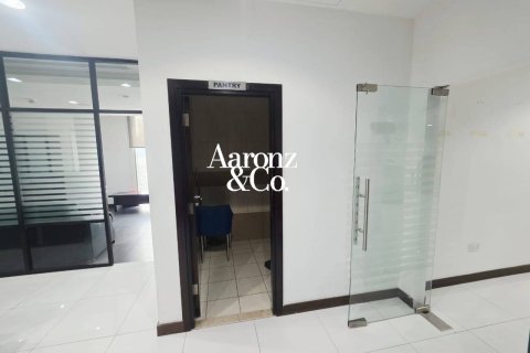 Bureau à louer à Business Bay, Dubai, EAU 108 m2 № 752157 - photo 8