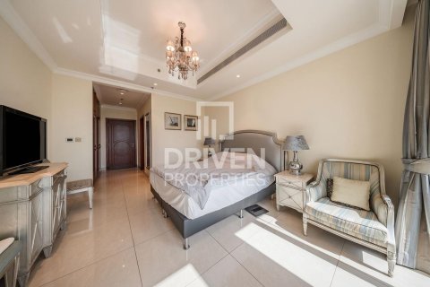 Huoneisto Palm Jumeirah, Dubai, Arabiemiraatit 3 makuuhuonetta, 238.39 m2 № 761653 - kuva 10