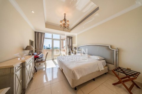Huoneisto Palm Jumeirah, Dubai, Arabiemiraatit 3 makuuhuonetta, 238.39 m2 № 761653 - kuva 7