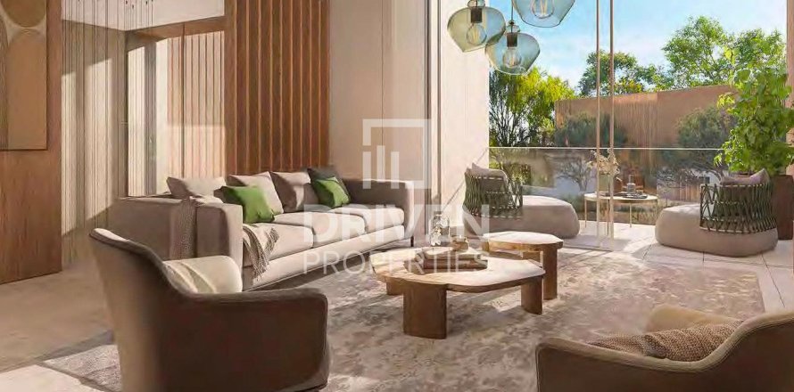 Villa sa Dubai, UAE 5 silid-tulugan, 651.53 sq.m. № 761650